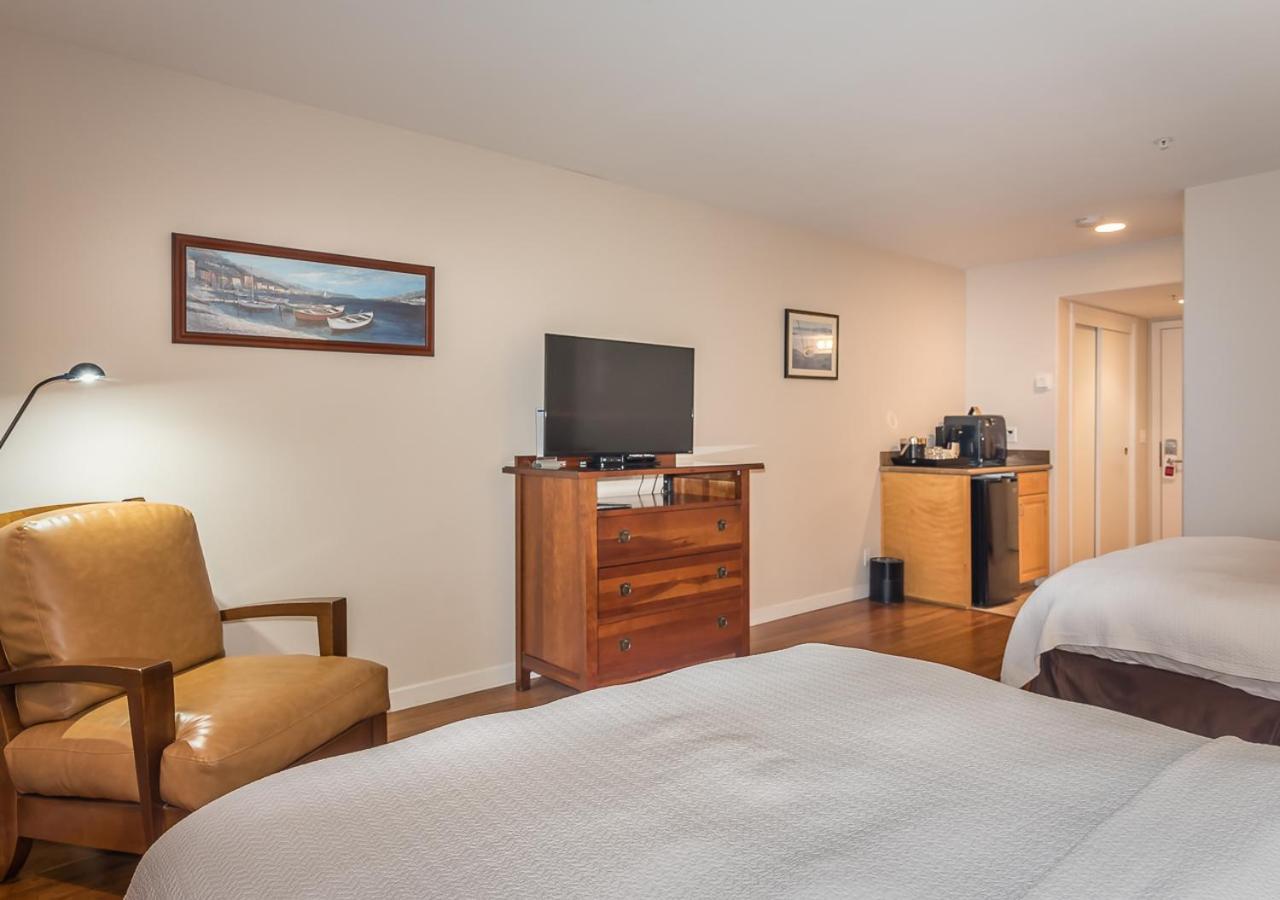 Little Sur Hotel
